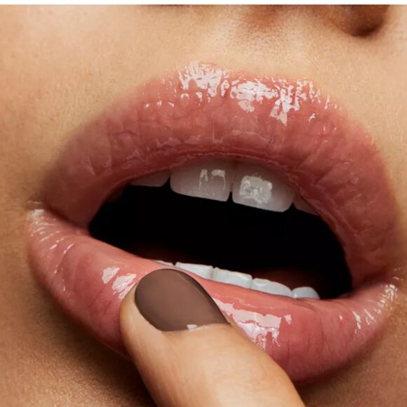 Mac Lip Gloss LIPGLASS - Picture 2 of 4